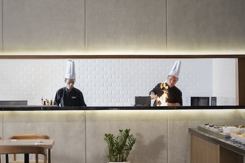 Batiqa Hotel Darmo - Surabaya