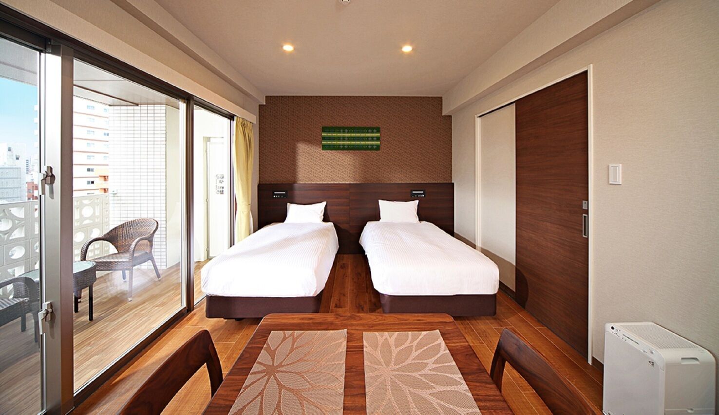 Premium bedding, memory foam beds, desk, laptop workspace