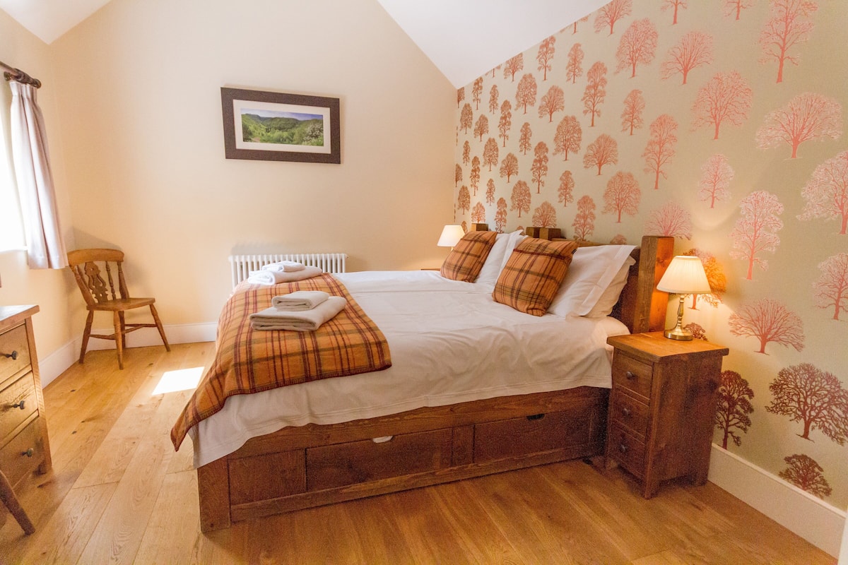 Luxury Cottage, 2 Bedrooms (Dogs Allowed)