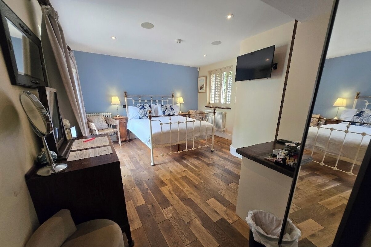 Deluxe-Doppelzimmer, 1 Doppelbett, Balkon (Dogs Allowed)