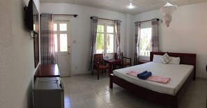 Doppia Standard uso singolo, 1 letto matrimoniale | Una cassaforte in camera, una scrivania, Wi-Fi gratuito