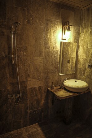 Een douche, een haardroger