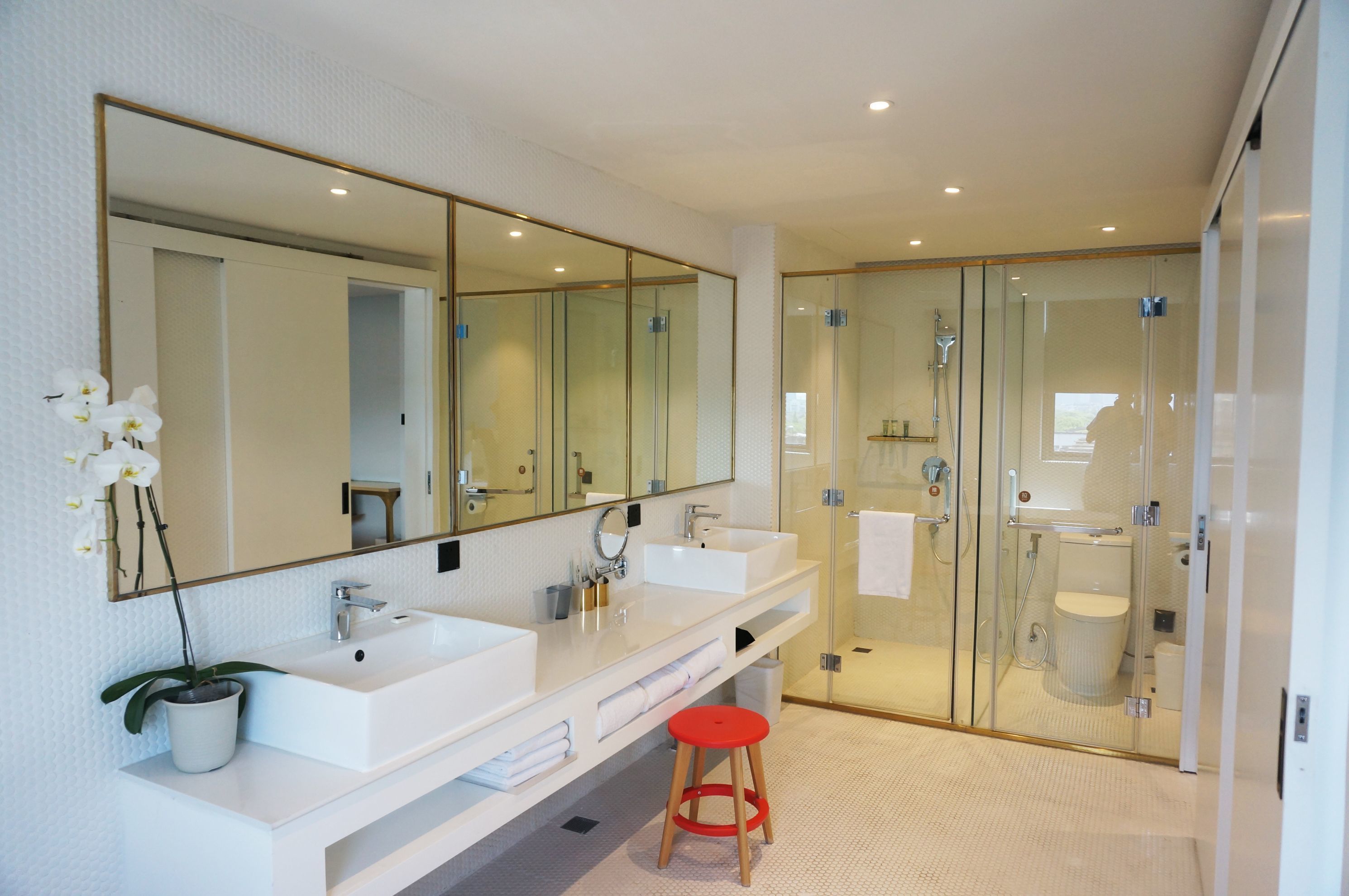 deluxe family room  | bathroom | shower, free toiletries, hair dryer, slippers