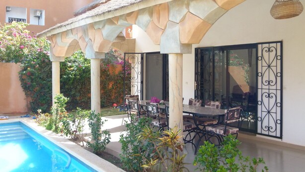 Villa, privézwembad | Terras