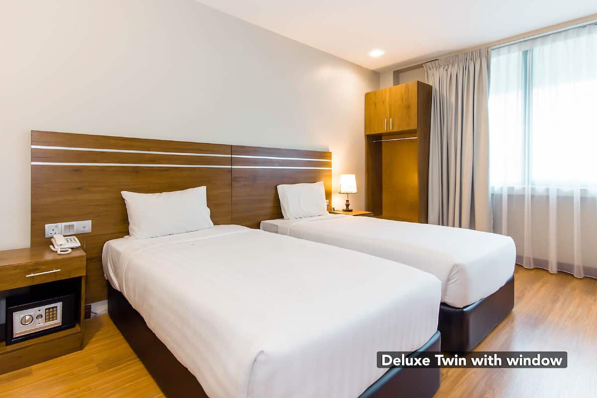 Deluxe Twin Bed With Window