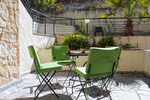 Apartment | Terrace/patio