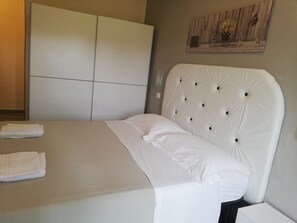Habitación doble (Luna) | 1 dormitorio, ropa de cama de alta calidad, minibar y wifi gratis