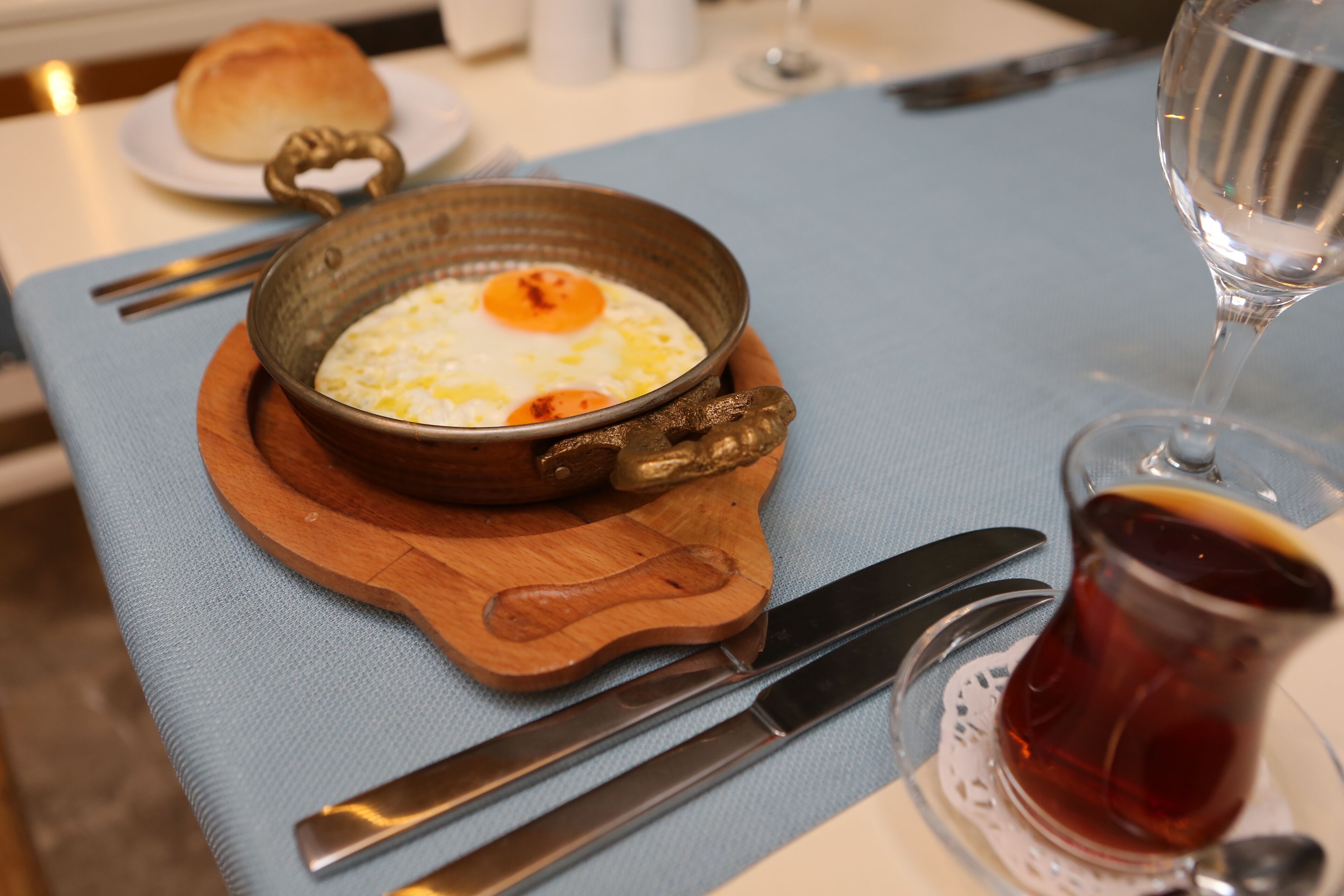 Photo - Grand Nora Hotel