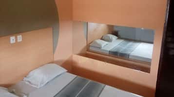 Chambre Double Classique, non-fumeurs | Literie de qualité supérieure, couette en duvet d'oie, bureau