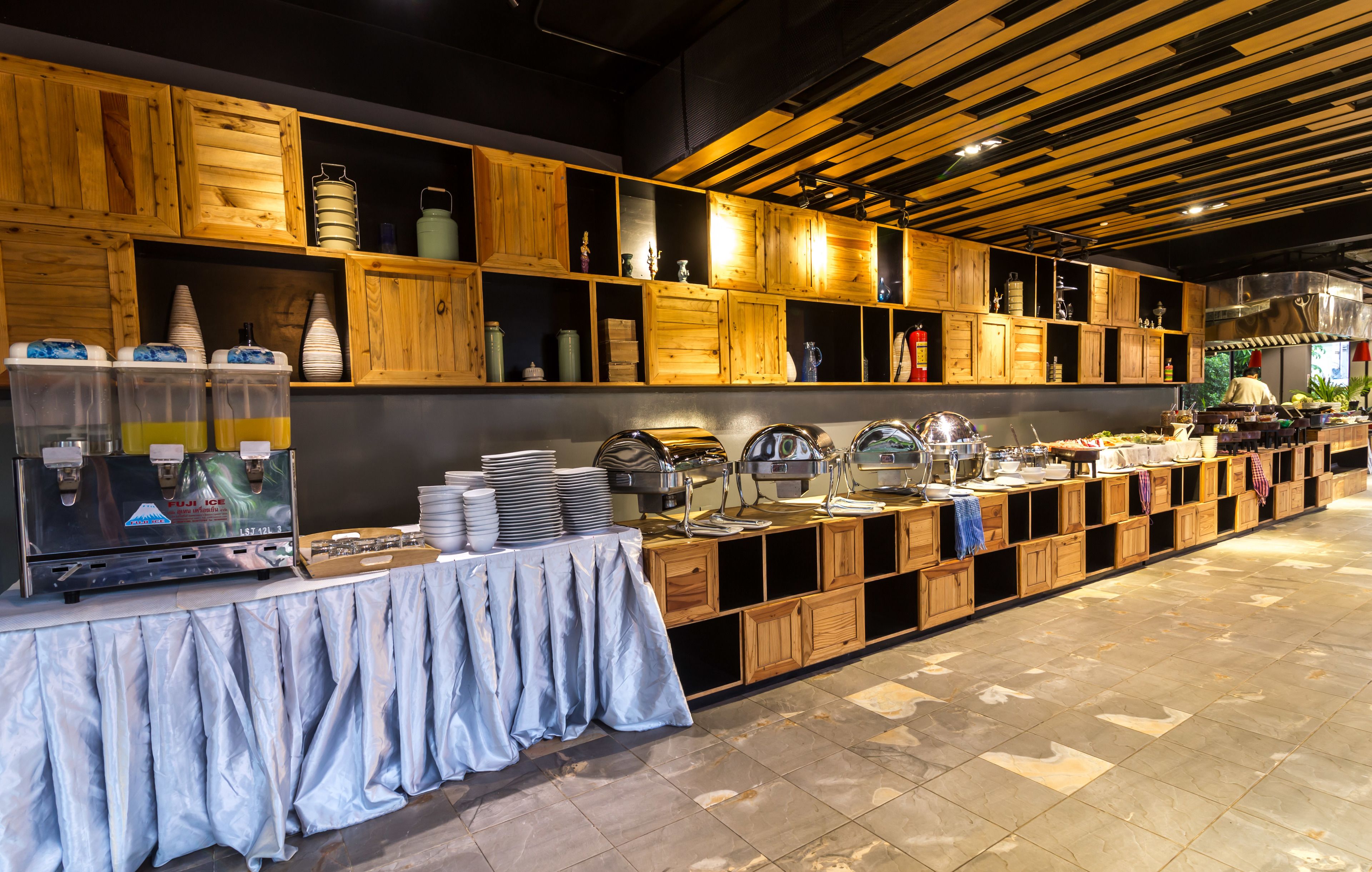 daily buffet breakfast (usd 20.00 per person)