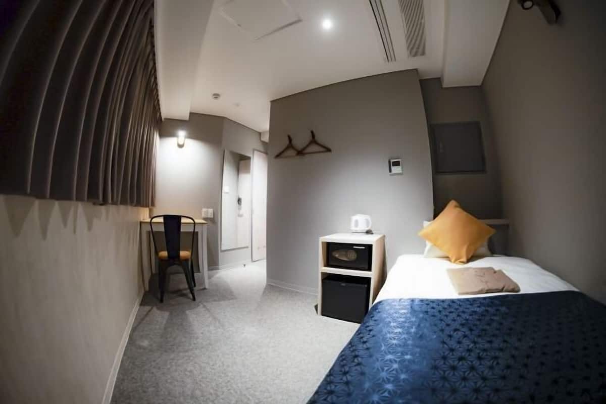In-room safe, free WiFi, bed sheets, wheelchair access