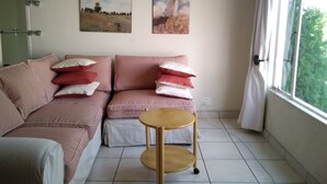Apartment, 1 Bedroom | Living area - Cozy Executive Apartment in Sandton (Sandton)