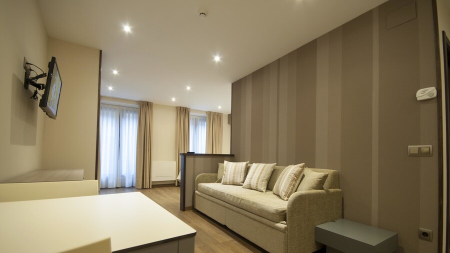 Apartamentos Turisticos LLanes