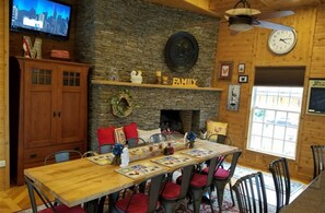 Petit déjeuner continental servi tous les jours en supplément