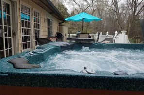 Bain à remous extérieur