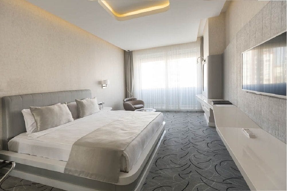 Free minibar items, in-room safe, desk, free WiFi