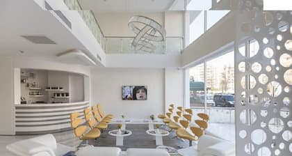 White Line Boutique Hotel