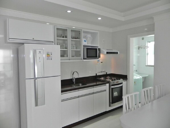 Apartment (1053) | Private kitchen