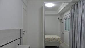 Apartment (1049) | Desk, free WiFi - Apto 2 quartos Frente a Saída para o Mar (Bombinhas)