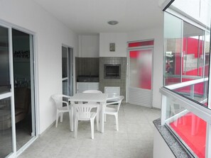 BBQ/picnic Area - Apto 3 dorm em Cond Fechado (Bombinhas)