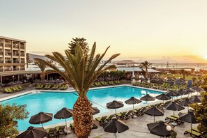 2 outdoor pools, pool umbrellas, pool loungers - Sol Marina Beach Crete (Hersonissos)