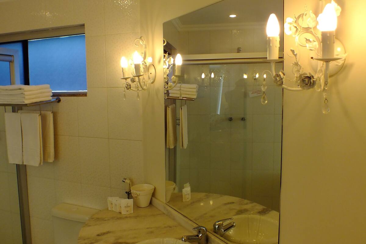 luxury quadruple room, 1 bedroom | bathroom | hair dryer, towels, soap, shampoo