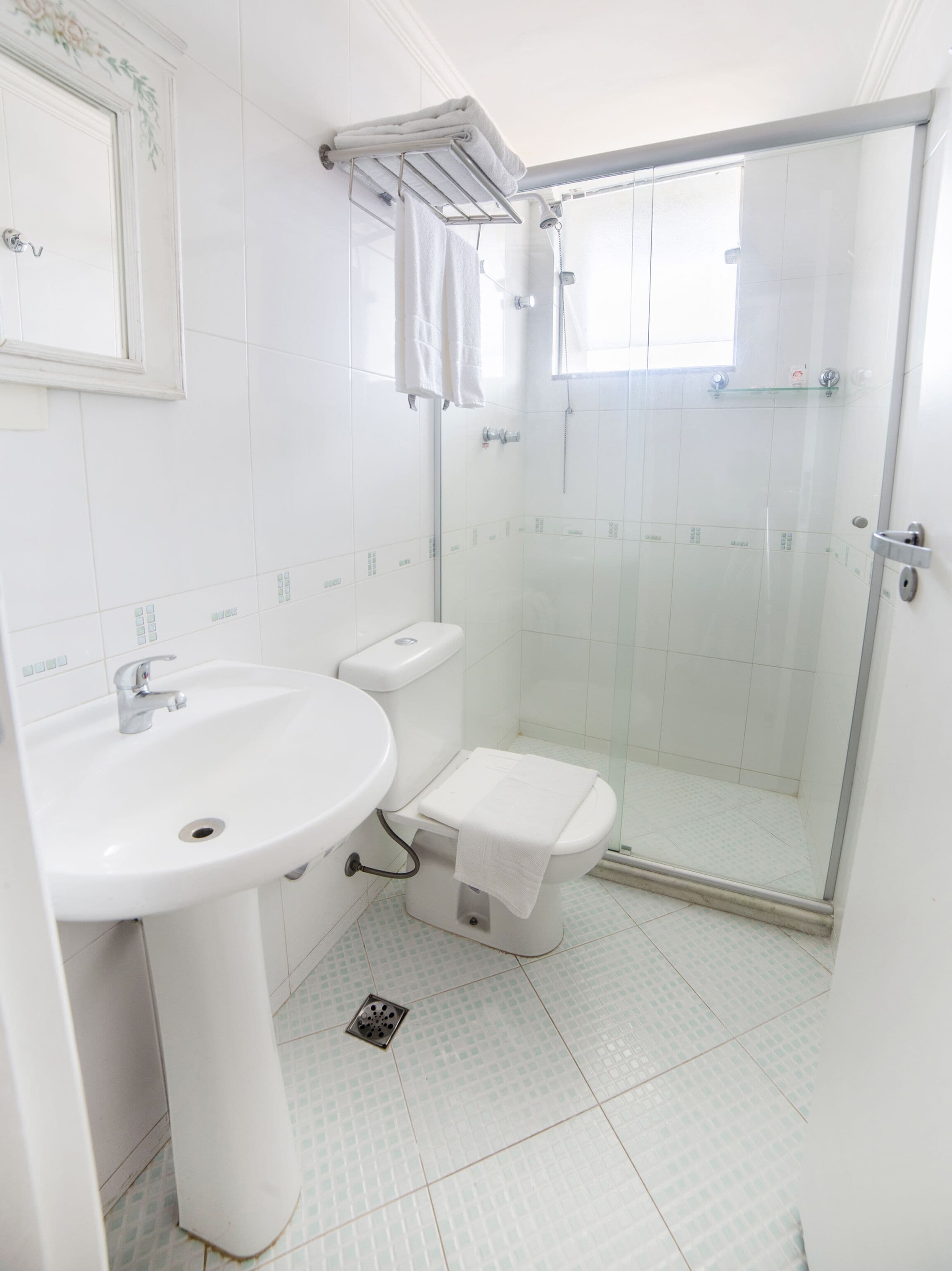 twin room | bathroom | hair dryer, towels, soap, shampoo