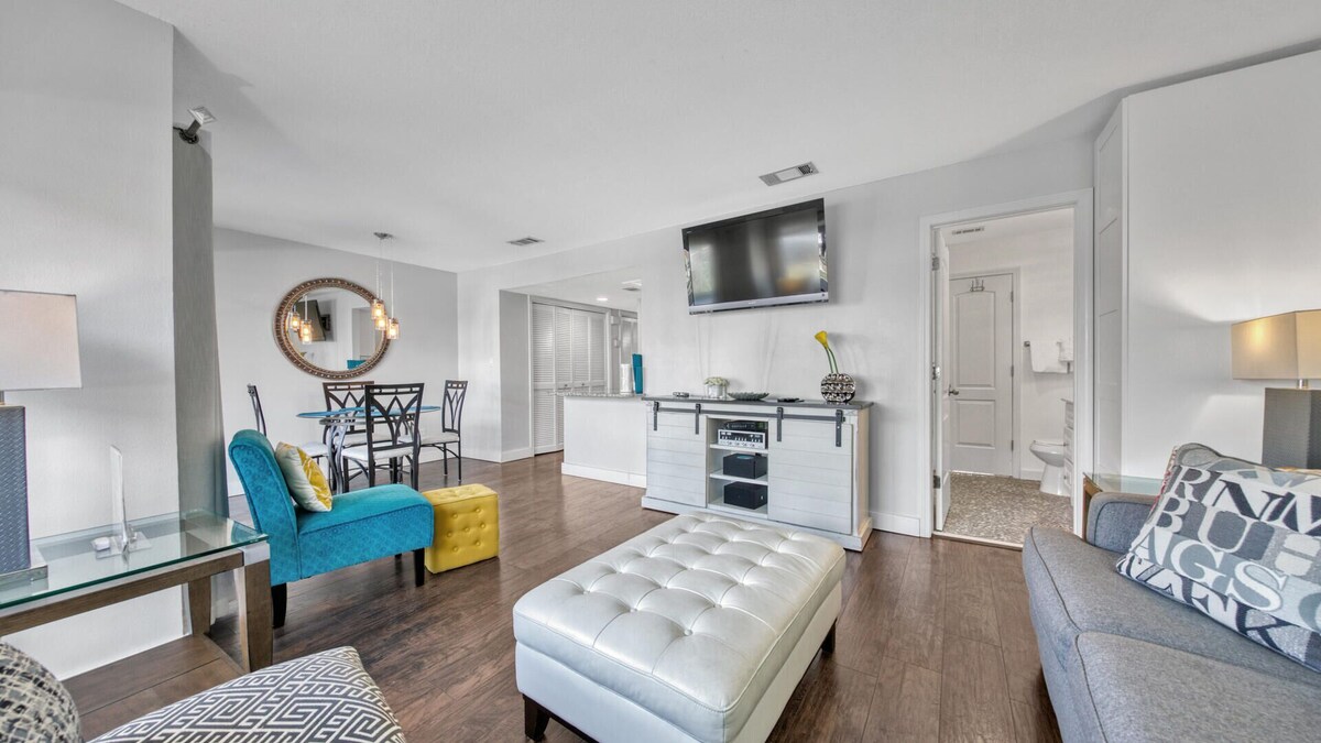 Photo 14 of Canal Views! Free Beach Service, Pet Friendly! Sandpiper Cove 4100!