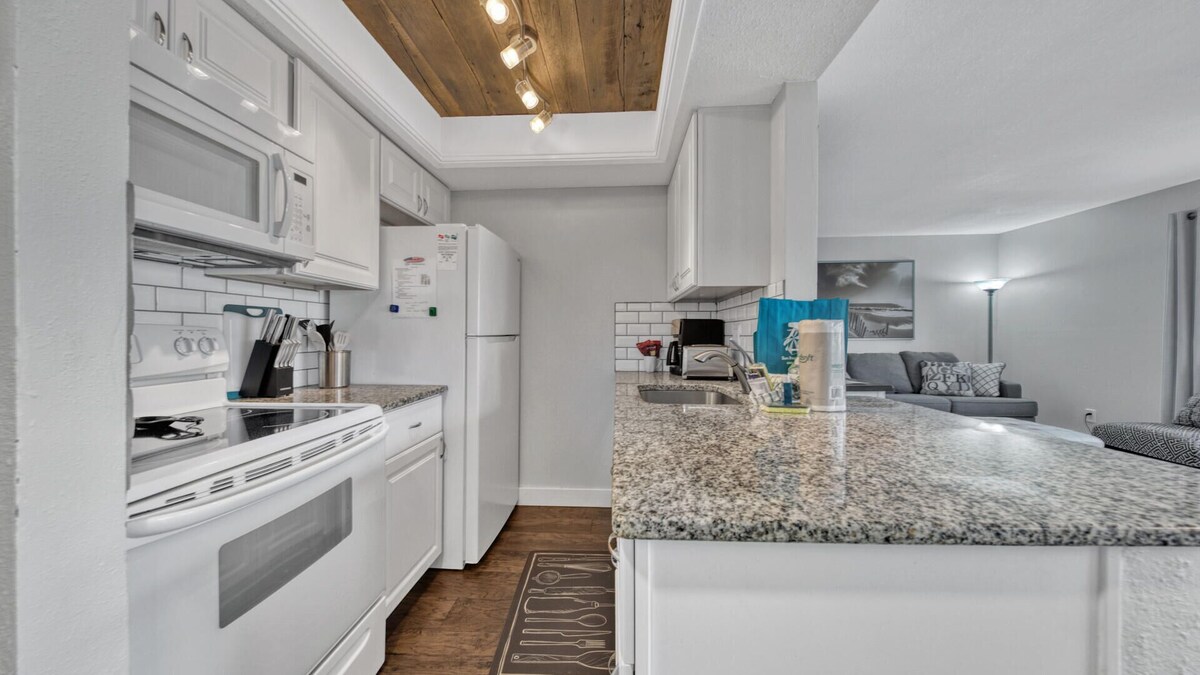 Photo 16 of Canal Views! Free Beach Service, Pet Friendly! Sandpiper Cove 4100!