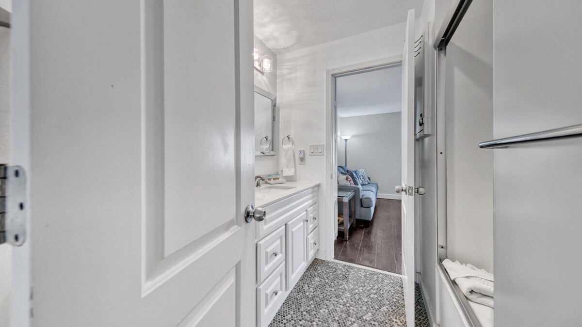 Photo 19 of Canal Views! Free Beach Service, Pet Friendly! Sandpiper Cove 4100!