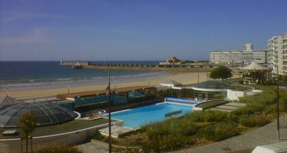 Studio Face Plage aux Sables d'Olonne avec Balcon, Ascenseur et Proximité Centre-Ville