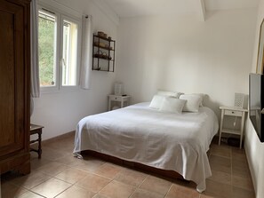 4 chambres, fer et planche Ă repasser, lit parapluie, Wi-Fi gratuit