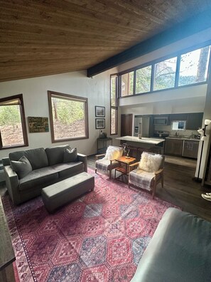 Smart TV - Love Nest in Durango (Durango)