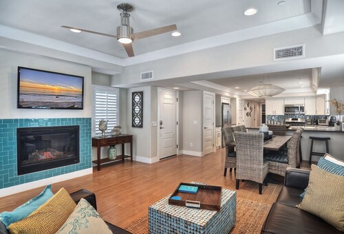 Neu gebaut + Meerblick + Schritte zum Sand