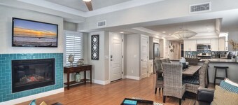 Vasta rakennettu + merinäköala + askelmat hiekkaan