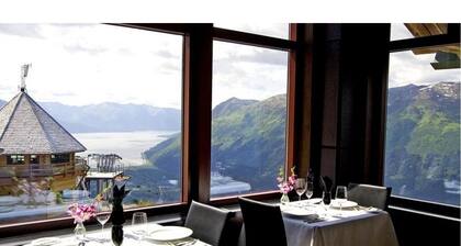 Alyeska Hideaway hirsimökit - Alyeska-mökki