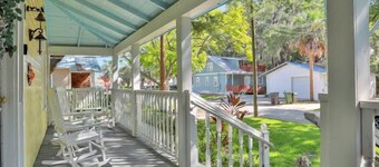 Pet friendly, but please check traveling with pets, with short walk to town.