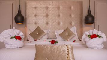 Villa | 7 bedrooms, down comforters, in-room safe, desk