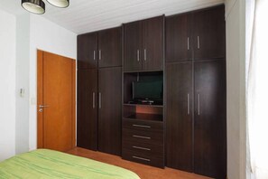 2 habitaciones, wifi y ropa de cama 