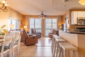 Interior - Calypso 3BR/3BA 6th Flr Oceanfront 2026 Prices Shown Are 10% Off Until 2/1/26 (Panama City Beach)