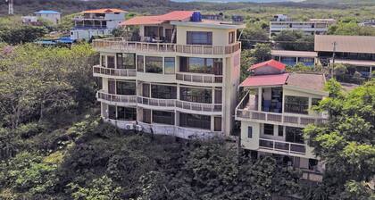 Galeodan medregal Suite - Tu casa familiar en el paraíso