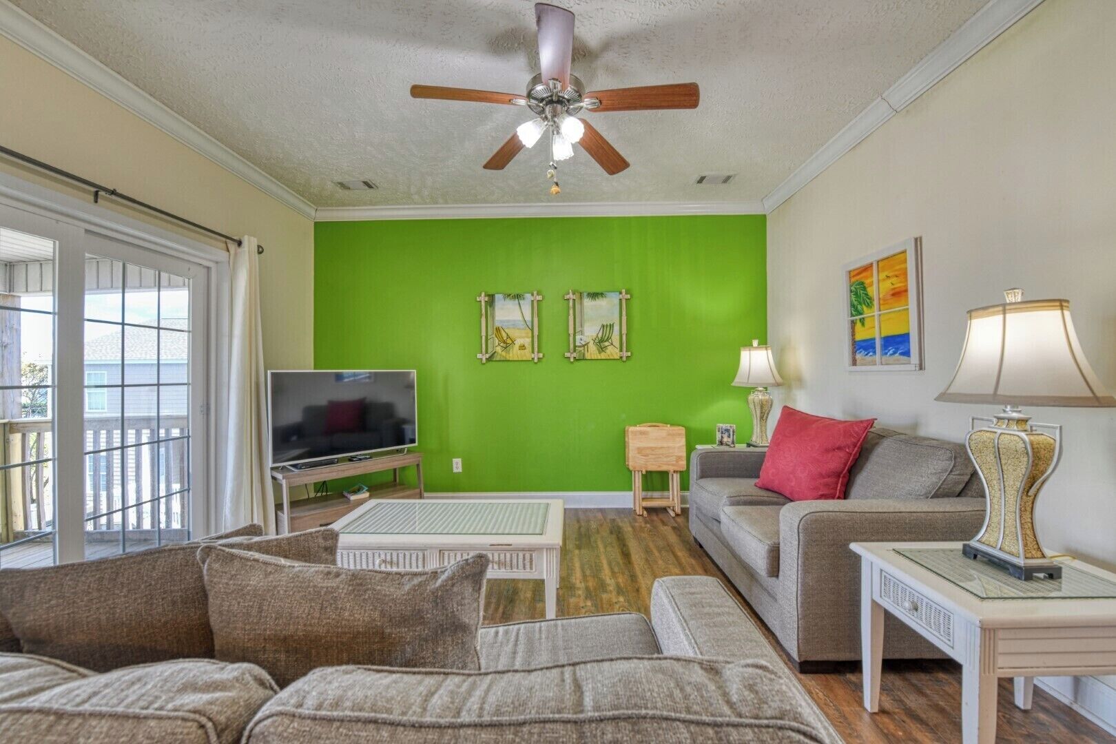 リビング エリア