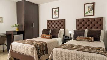 Twin Room, 2 Twin Beds | Minibar, desk, iron/ironing board, free WiFi