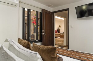 Superior szoba kétszemélyes ággyal, 1 queen (nagyméretű) franciaágy | Minibár, íróasztal, vasaló/vasalódeszka és ingyenes wifi