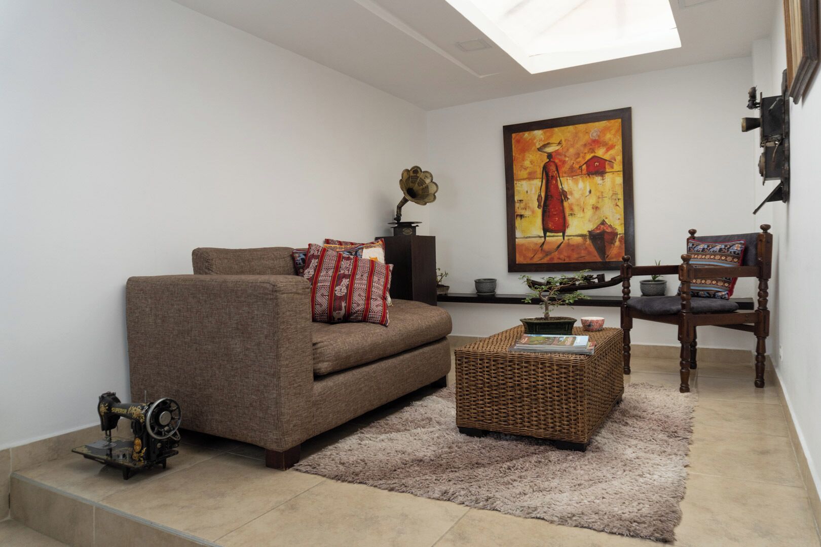 32-inch flat-screen tv with cable channels, tv