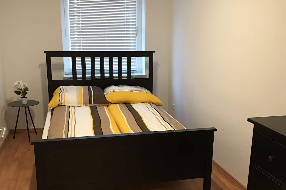 Comfort Apartment, 2 Bedrooms, City View | 2 bedrooms, iron/ironing board, free WiFi, bed sheets