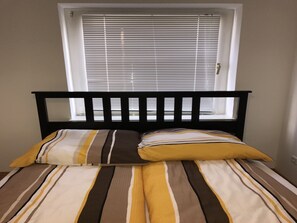 Apartament Deluxe, 2 dormitoris | Planxa i posts de planxar, wifi gratuïta i roba de llit 