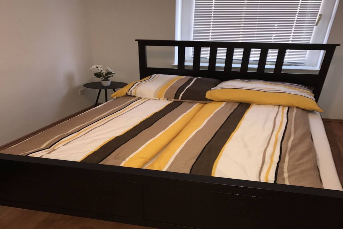 Deluxe Apartment, 2 Bedrooms | Iron/ironing board, WiFi (free), bed sheets