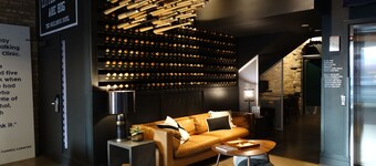 The Chicago Hotel Collection - Wrigleyville