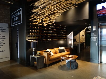 The Chicago Hotel Collection - Wrigleyville